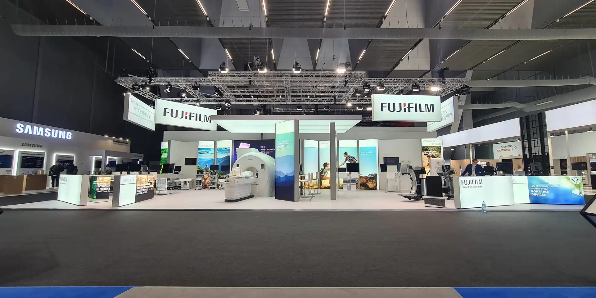 Messestand Fujifilm