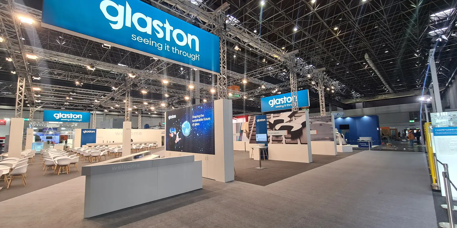 Messestand Glaston