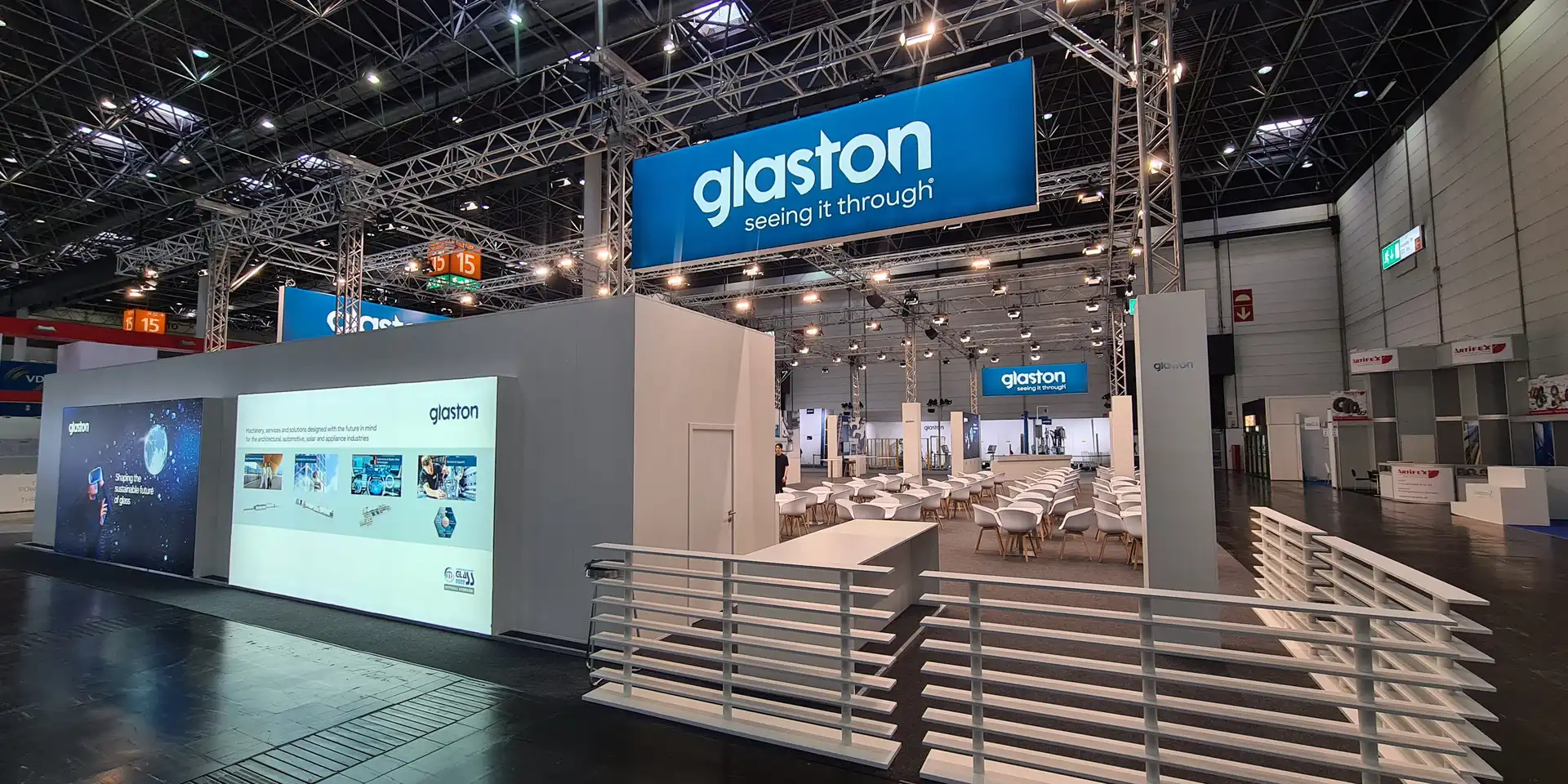Messestand Glaston