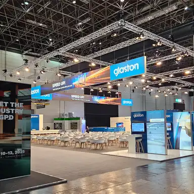 Messestand Glaston